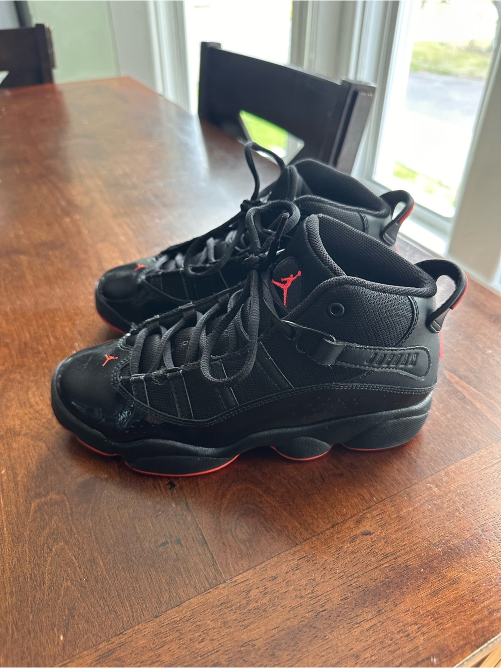 Nike air Jordan black and red High-Top Kids Sneaker